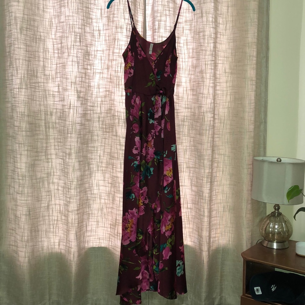 Perfect floral wrap dress!